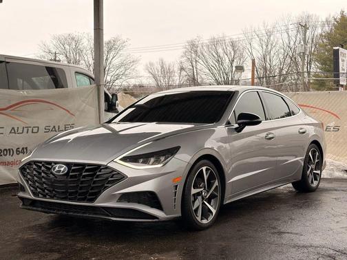 2023 Hyundai SONATA SEL Plus