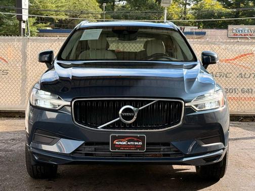 2019 Volvo XC60 T5 Momentum