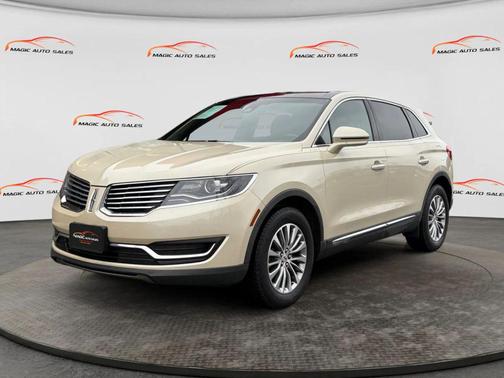 White Platinum Metallic Tri-Coat 2018 Lincoln MKX Select