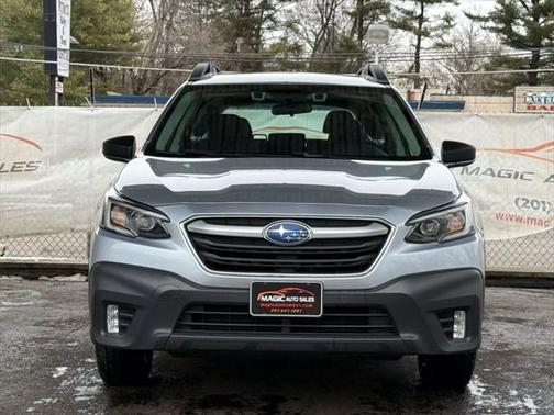 2022 Subaru Outback Base