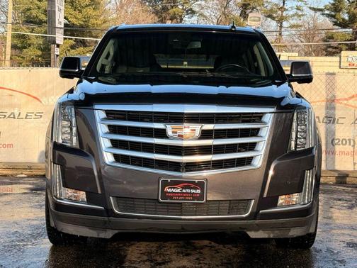 2016 Cadillac Escalade Luxury