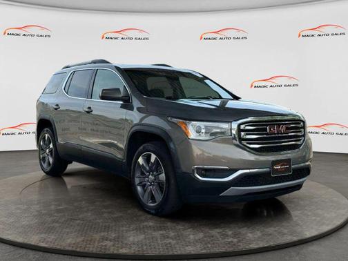 Gray 2019 GMC Acadia SLT-2