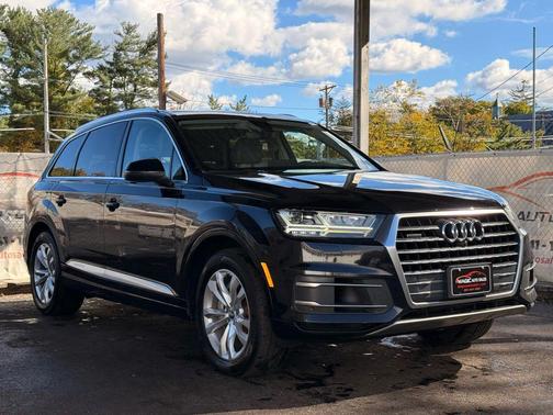2019 Audi Q7 55 Premium Plus