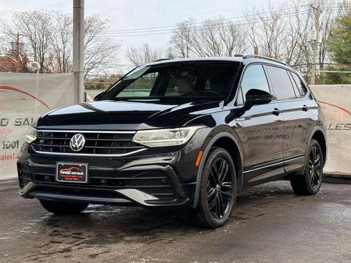 2022 Volkswagen Tiguan 2.0T SE R-Line Black 4MOTION