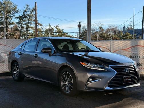 2017 Lexus ES 350 Base