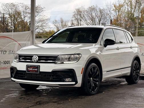 2021 Volkswagen Tiguan 2.0T SE R-Line Black 4MOTION