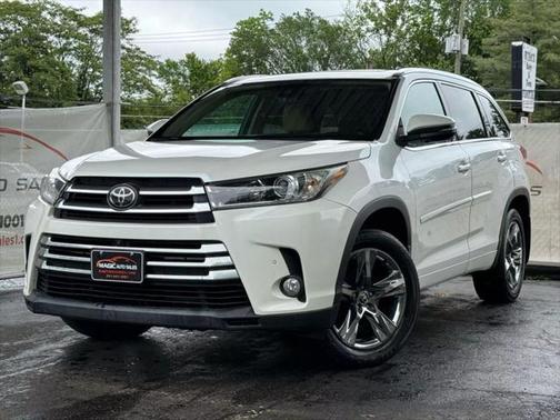 2018 Toyota Highlander Limited Platinum