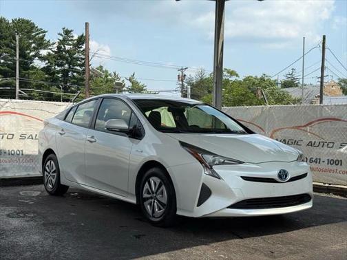 2016 Toyota Prius Two Eco