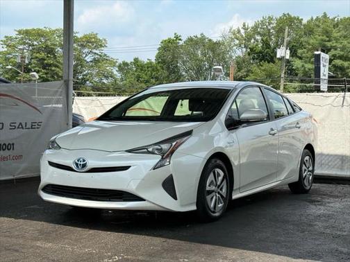 2016 Toyota Prius Two Eco
