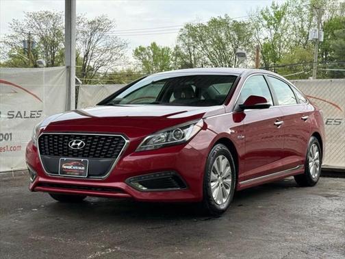 2016 Hyundai SONATA Hybrid SE