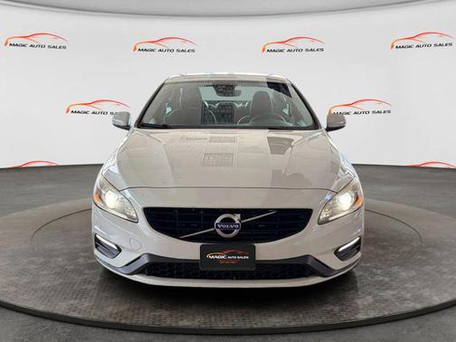 Ice White 2017 Volvo S60 T5 Dynamic