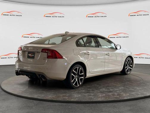 Ice White 2017 Volvo S60 T5 Dynamic