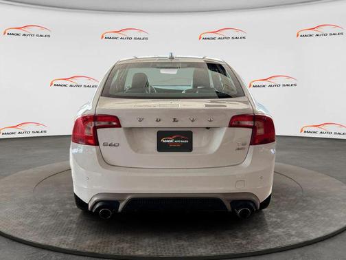 Ice White 2017 Volvo S60 T5 Dynamic