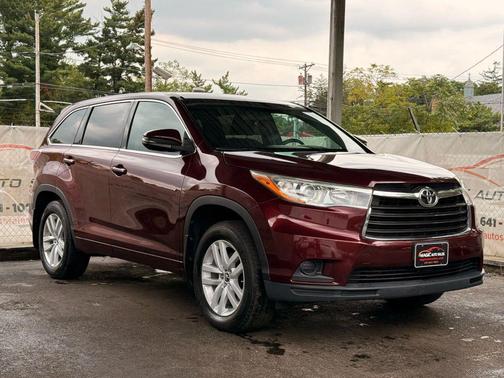 2016 Toyota Highlander LE