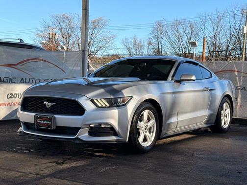 2015 Ford Mustang V6