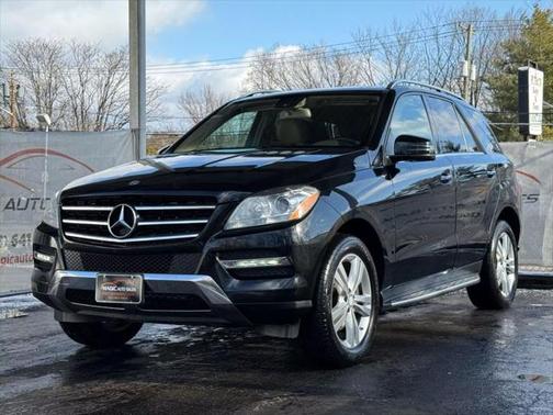2015 Mercedes-Benz M-Class 4MATIC