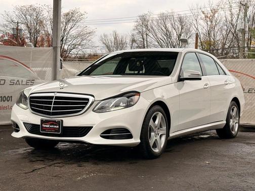 2016 Mercedes-Benz E-Class E 350 4MATIC Sedan 4D