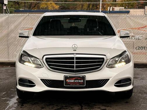 2016 Mercedes-Benz E-Class E 350 4MATIC Sedan 4D
