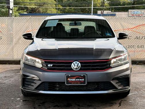 2018 Volkswagen Passat 3.6L V6 GT