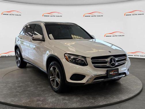 White 2018 Mercedes-Benz GLC 300 4MATIC