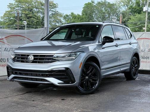 2022 Volkswagen Tiguan 2.0T SE R-Line Black 4MOTION