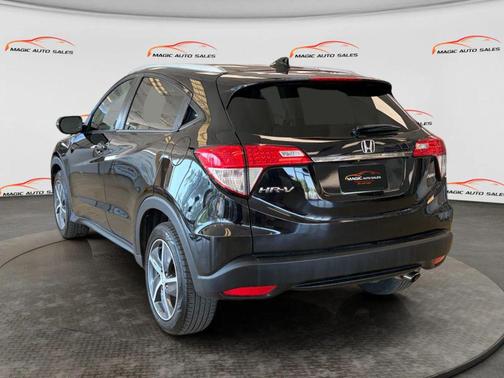 Crystal Black Pearl 2021 Honda HR-V EX