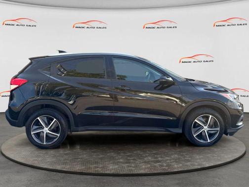 Crystal Black Pearl 2021 Honda HR-V EX