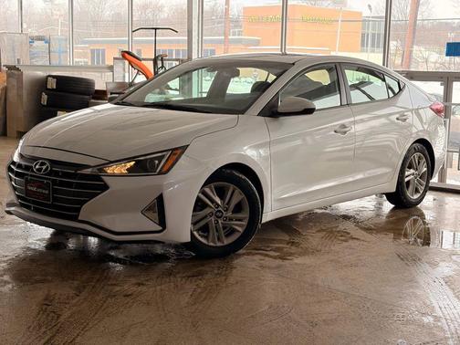 2020 Hyundai ELANTRA Value Edition