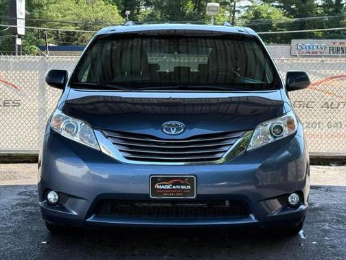 2015 Toyota Sienna XLE Premium