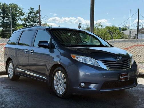 2015 Toyota Sienna XLE Premium