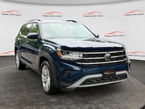 Blue 2021 Volkswagen Atlas SE 4Motion w/Tech Pkg (2021.5) Sport Utility 4D
