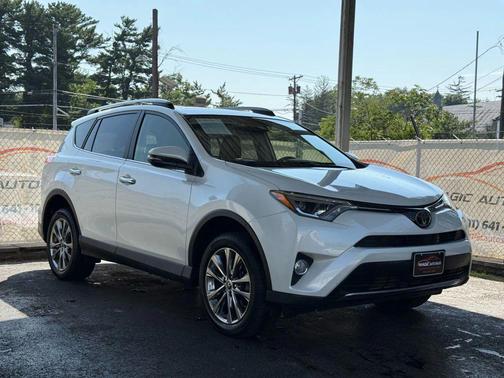 2017 Toyota RAV4 Limited