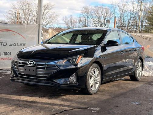 2020 Hyundai ELANTRA SEL