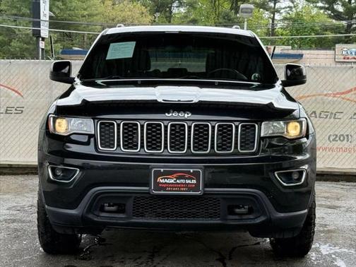 2019 Jeep Grand Cherokee Laredo