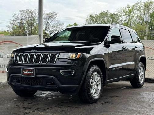 2019 Jeep Grand Cherokee Laredo
