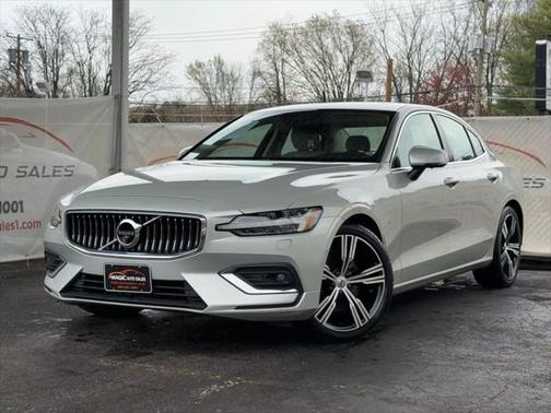2022 Volvo S60 T5
