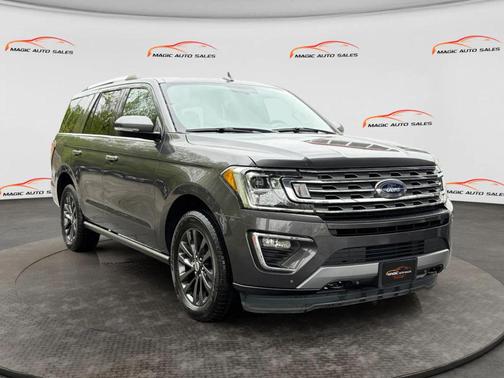 Gray 2019 Ford Expedition Limited