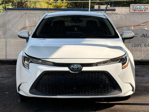 2020 Toyota Corolla Hybrid SE