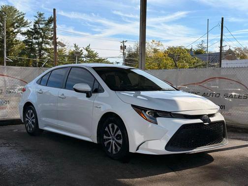 2020 Toyota Corolla Hybrid SE