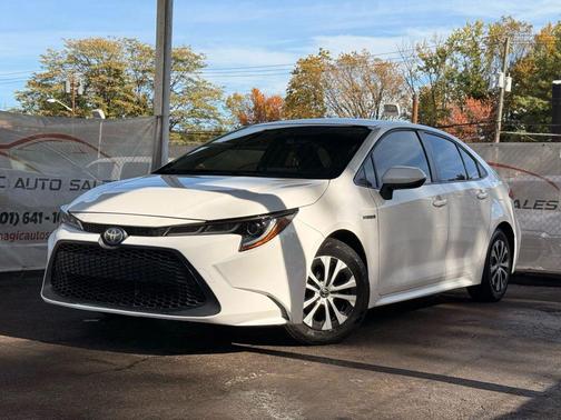 2020 Toyota Corolla Hybrid SE
