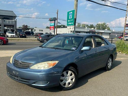 2003 Toyota Camry LE