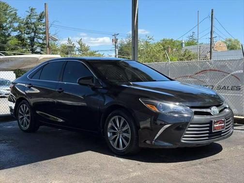 2015 Toyota Camry Hybrid XLE