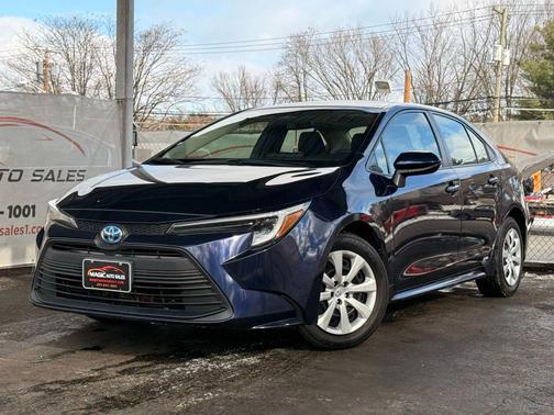 2024 Toyota Corolla Hybrid SE