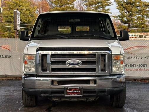 2013 Ford E250 Cargo