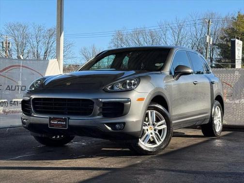 2016 Porsche Cayenne Base
