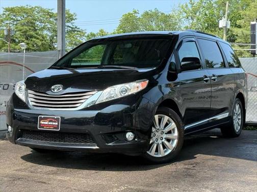 2017 Toyota Sienna XLE