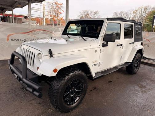 2013 Jeep Wrangler Unlimited Sahara