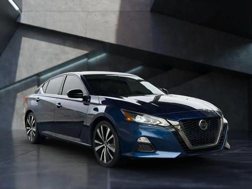 2020 Nissan Altima SR FWD