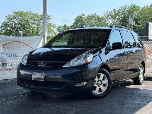 2008 Toyota Sienna XLE Limited