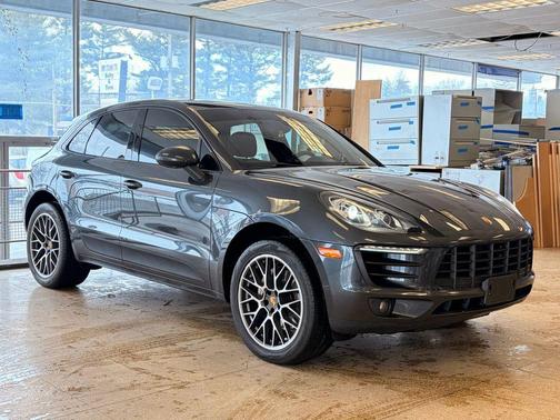 2017 Porsche Macan S